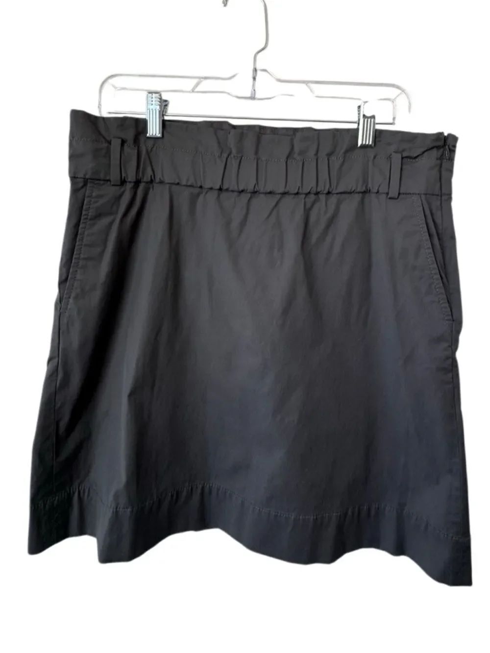 Banana Republic Gray Mini Skirt Belt Loops Pockets Casual SZ 4